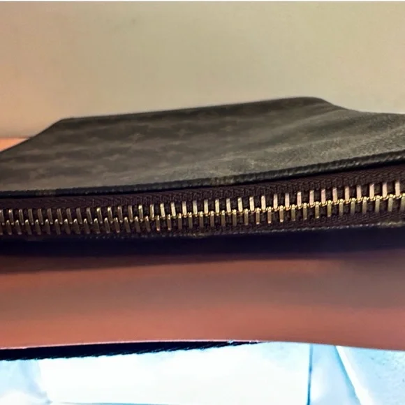 Louis Vuitton‎ Zip Portfolio *RARE*